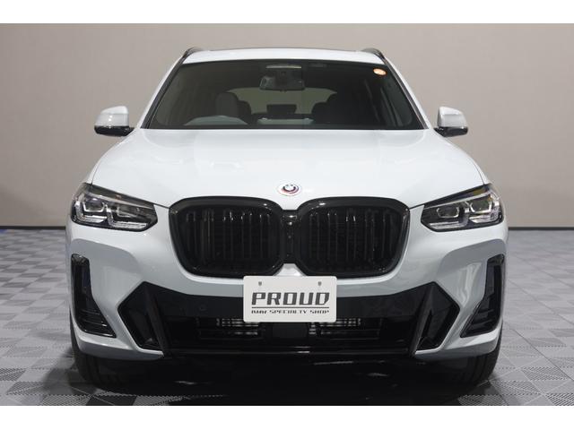 X3 xDrive 20d Mスポーツ LCI 後期モデル ワンオーナー 禁煙車 パノラマガラスルーフ HarmanKardonオーディオ 黒革シート 前後シートヒーター ステアリングヒーター M Performanceルーフスポイラー(20枚目)