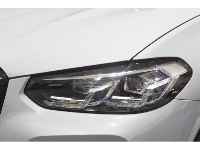 X3 xDrive 20d Mスポーツ LCI 後期モデル ワンオーナー 禁煙車 パノラマガラスルーフ HarmanKardonオーディオ 黒革シート 前後シートヒーター ステアリングヒーター M Performanceルーフスポイラー(40枚目)