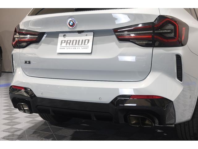 X3 xDrive 20d Mスポーツ LCI 後期モデル ワンオーナー 禁煙車 パノラマガラスルーフ HarmanKardonオーディオ 黒革シート 前後シートヒーター ステアリングヒーター M Performanceルーフスポイラー(42枚目)