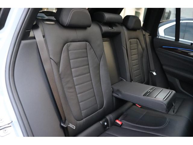 X3 xDrive 20d Mスポーツ LCI 後期モデル ワンオーナー 禁煙車 パノラマガラスルーフ HarmanKardonオーディオ 黒革シート 前後シートヒーター ステアリングヒーター M Performanceルーフスポイラー(60枚目)