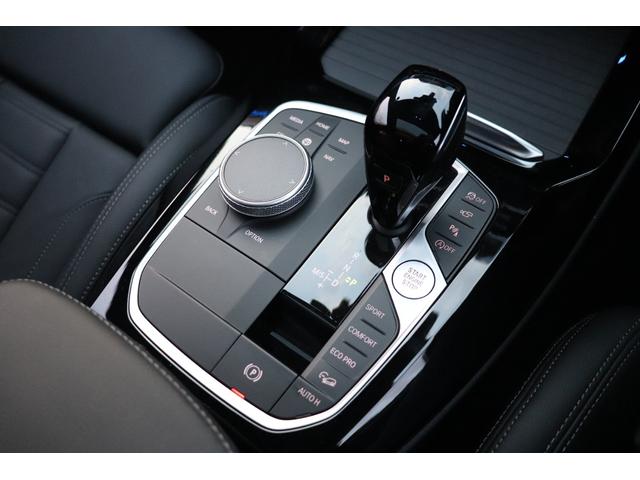 X3 xDrive 20d Mスポーツ LCI 後期モデル ワンオーナー 禁煙車 パノラマガラスルーフ HarmanKardonオーディオ 黒革シート 前後シートヒーター ステアリングヒーター M Performanceルーフスポイラー(72枚目)