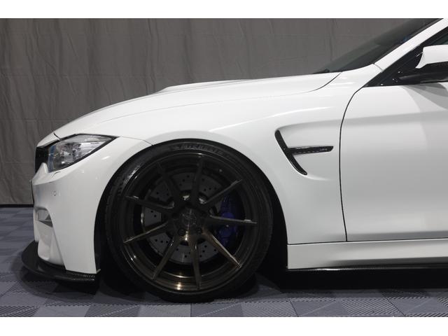 M4 M4クーペ KW Ver.3車高調 KW トーコンアーム BCFORGED 20inch AKRAPOVICマフラー KOHLENSTOFF カーボンスポイラー 1オーナー(19枚目)