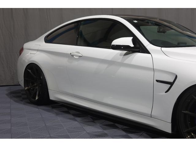 M4 M4クーペ KW Ver.3車高調 KW トーコンアーム BCFORGED 20inch AKRAPOVICマフラー KOHLENSTOFF カーボンスポイラー 1オーナー(24枚目)