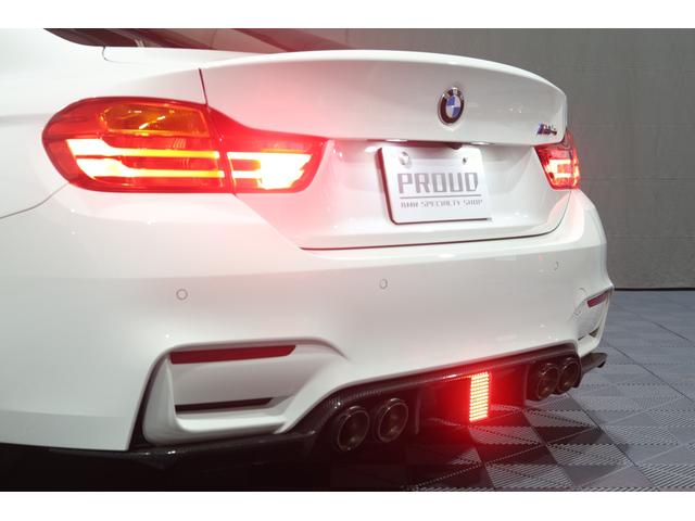 M4 M4クーペ KW Ver.3車高調 KW トーコンアーム BCFORGED 20inch AKRAPOVICマフラー KOHLENSTOFF カーボンスポイラー 1オーナー(36枚目)
