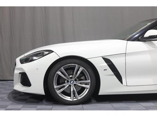 Ｚ４ ｓＤｒｉｖｅ２０ｉ　Ｍスポーツ　ベージュ革シート　シートヒーター　パーキングアシスト　後退アシスト　バックカメラ　前後センサー　ハーマンカードン　アクティブクルーズコントロール　ＬＥＤヘッドライト　１８ｉｎｃｈアルミ（25枚目）