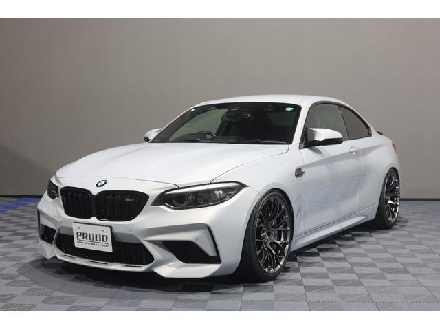 Ｍ２ コンペティション　後期　ＬＣＩモデル　６速マニュアルＭＴ　Ａｒａｇｏｓｔａ車高調　ローダウン　ＲＡＹＳ１９ｉｎｃｈ鍛造アルミ　カーボントランクスポイラー　ＨａｒｍａｎＫａｒｄｏｎオーディオ　バックカメラ　ドラレコ（3枚目）