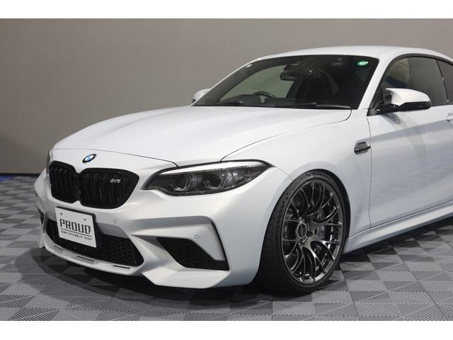 Ｍ２ コンペティション　後期　ＬＣＩモデル　６速マニュアルＭＴ　Ａｒａｇｏｓｔａ車高調　ローダウン　ＲＡＹＳ１９ｉｎｃｈ鍛造アルミ　カーボントランクスポイラー　ＨａｒｍａｎＫａｒｄｏｎオーディオ　バックカメラ　ドラレコ（10枚目）