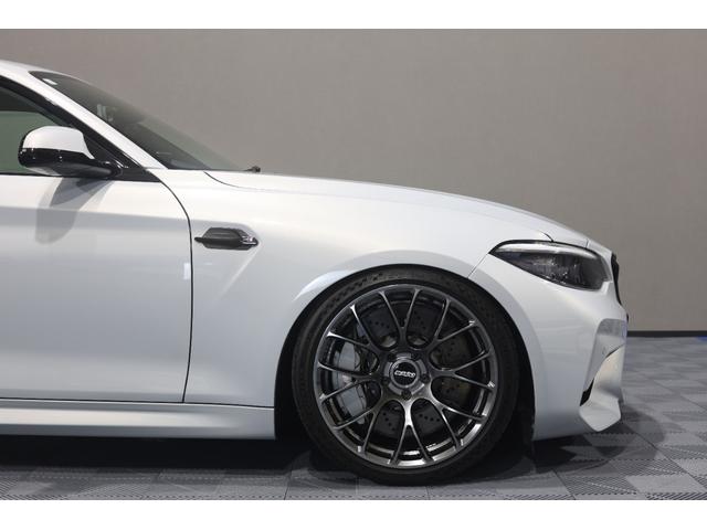 Ｍ２ コンペティション　後期　ＬＣＩモデル　６速マニュアルＭＴ　Ａｒａｇｏｓｔａ車高調　ローダウン　ＲＡＹＳ１９ｉｎｃｈ鍛造アルミ　カーボントランクスポイラー　ＨａｒｍａｎＫａｒｄｏｎオーディオ　バックカメラ　ドラレコ（19枚目）