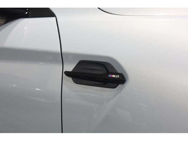 Ｍ２ コンペティション　後期　ＬＣＩモデル　６速マニュアルＭＴ　Ａｒａｇｏｓｔａ車高調　ローダウン　ＲＡＹＳ１９ｉｎｃｈ鍛造アルミ　カーボントランクスポイラー　ＨａｒｍａｎＫａｒｄｏｎオーディオ　バックカメラ　ドラレコ（37枚目）