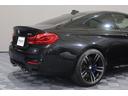 Ｍ４クーペ　後期　ＬＣＩモデル　黒革シート　シートヒーター　カーボンルーフ　ナビ　地デジ　ｈａｒｍａｎｋａｒｄｏｎオーディオ　ＥＴＣ　バックカメラ　禁煙車　レーダー（26枚目）