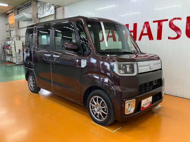 ウェイク ＧターボＳＡＩＩ　４ＷＤ　スマアシ　Ｂカメラ　両側オートスライドドア　ステアリングスイッチ　オートエアコン　ＵＳＢ接続端子　運転席シートヒーター　Ｐスタート　アイドリングストップ　電動格納ミラー　キーフリー（7枚目）