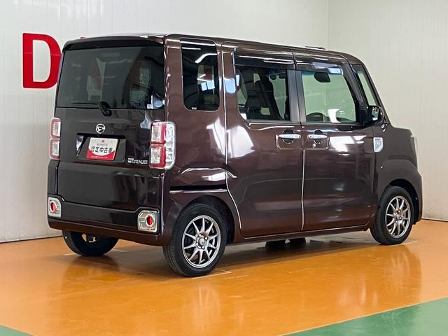 ウェイク ＧターボＳＡＩＩ　４ＷＤ　スマアシ　Ｂカメラ　両側オートスライドドア　ステアリングスイッチ　オートエアコン　ＵＳＢ接続端子　運転席シートヒーター　Ｐスタート　アイドリングストップ　電動格納ミラー　キーフリー（8枚目）