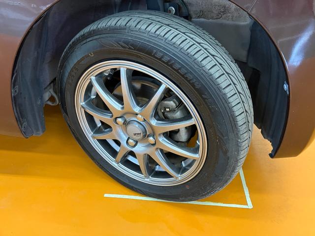 ウェイク ＧターボＳＡＩＩ　４ＷＤ　スマアシ　Ｂカメラ　両側オートスライドドア　ステアリングスイッチ　オートエアコン　ＵＳＢ接続端子　運転席シートヒーター　Ｐスタート　アイドリングストップ　電動格納ミラー　キーフリー（28枚目）