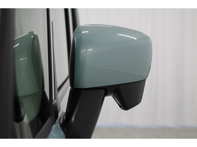 【軽の森　泉大津店】は、保証について届出済未使用車、５年距離無制限、中古車は１年距離無制限になっております。