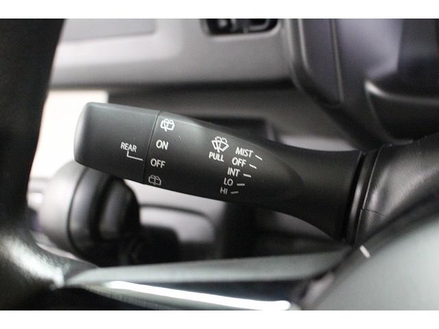 ご購入後のメンテナンス・車検も当店にお任せください！カフェのような空間でゆっくりおくつろぎ頂けますよ！