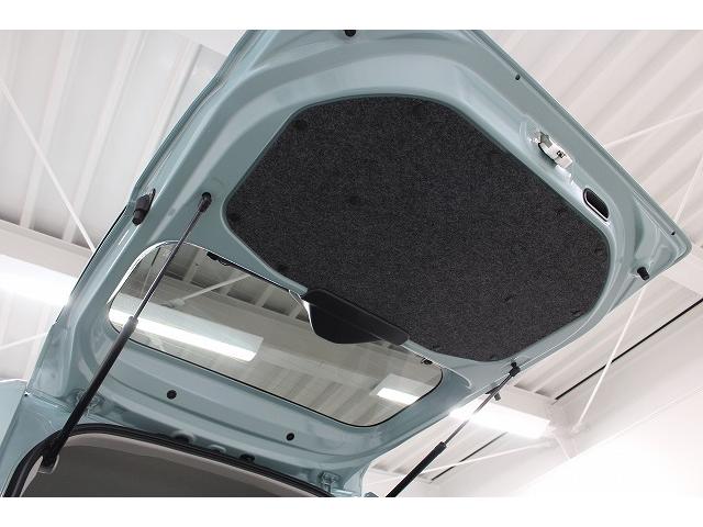 数ある中から【軽の森　泉大津店】の車両をご覧頂きまして誠にありがとうございます！良質車のみを厳選して仕入れしておりますので品質には自信があります！安心して当店のお車をご検討下さいませ。