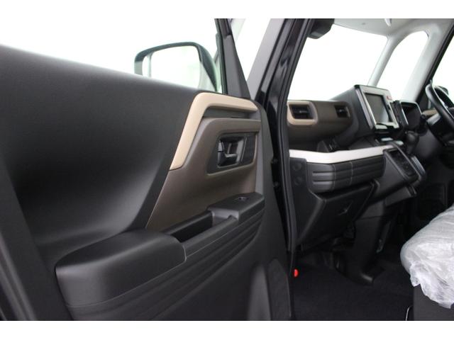 スペーシア ハイブリッドＸ　軽自動車　届出済未使用車　衝突被害軽減ブレーキ　アイドリングストップ　シートヒーター　オットマン　フルフラットシート　両側電動スライドドア　ベンチシート　パワーウィンドウ　パワーステアリング　ＡＢＳ（49枚目）