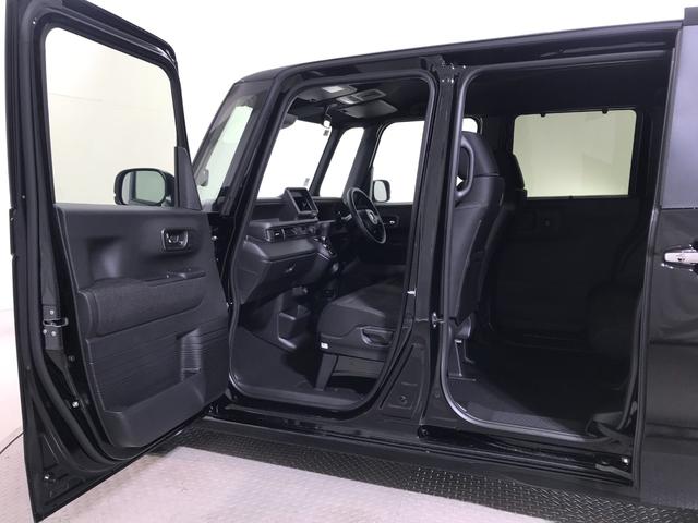 Ｎ－ＢＯＸカスタム ベースグレード　軽自動車　届出済未使用車　衝突被害軽減ブレーキ　エアコン　エアバッグ　パワステ　パワーウィンドウ　アイドリングストップ　スマートキー　ＡＢＳ（13枚目）