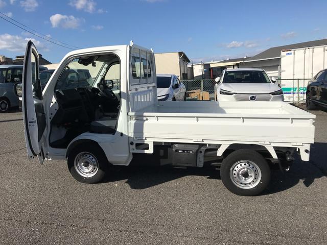 キャリイトラック KCエアコン・パワステ 軽自動車 届出済未使用車 衝突被害軽減ブレーキ パワーウィンドウ パワーステアリング キーレスエントリー 運転席エアバック 助手席エアバック レーンキープアシスト オートマチックハイビーム ABS(13枚目)