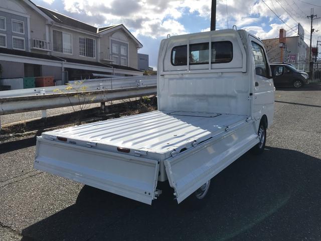 キャリイトラック KCエアコン・パワステ 軽自動車 届出済未使用車 衝突被害軽減ブレーキ パワーウィンドウ パワーステアリング キーレスエントリー 運転席エアバック 助手席エアバック レーンキープアシスト オートマチックハイビーム ABS(23枚目)