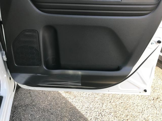 スペーシア ハイブリッドＸ　軽自動車　届出済未使用車　衝突被害軽減ブレーキ　アイドリングストップシステム　シートヒーター　オットマン　フルフラットシート　ベンチシート　スマートキー　パワーウィンドウ　両側電動スライドドア　ＡＢＳ（49枚目）