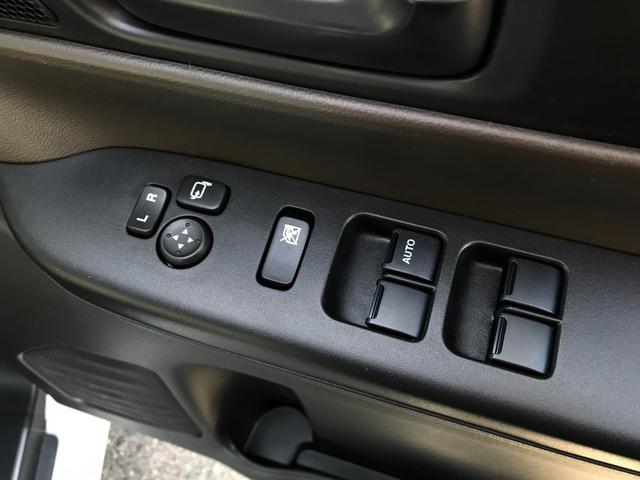 スペーシア ハイブリッドＸ　軽自動車　届出済未使用車　衝突被害軽減ブレーキ　アイドリングストップシステム　シートヒーター　オットマン　フルフラットシート　ベンチシート　スマートキー　パワーウィンドウ　両側電動スライドドア　ＡＢＳ（50枚目）