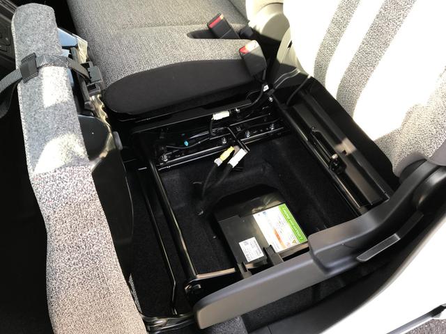 スペーシア ハイブリッドＸ　軽自動車　届出済未使用車　衝突被害軽減ブレーキ　アイドリングストップシステム　シートヒーター　オットマン　フルフラットシート　ベンチシート　スマートキー　パワーウィンドウ　両側電動スライドドア　ＡＢＳ（71枚目）