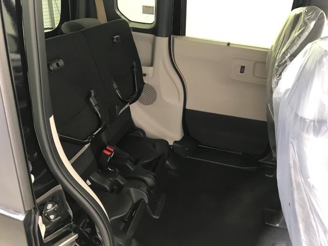 Ｎ－ＢＯＸ ベースグレード　軽自動車　届出済未使用車　衝突被害軽減ブレーキ　アダプティブクルーズコントロール　アイドリングストップシステム　スマートキー　両側スライド片側電動ドア　バックカメラ　シートヒーター　フルフラットシート（70枚目）