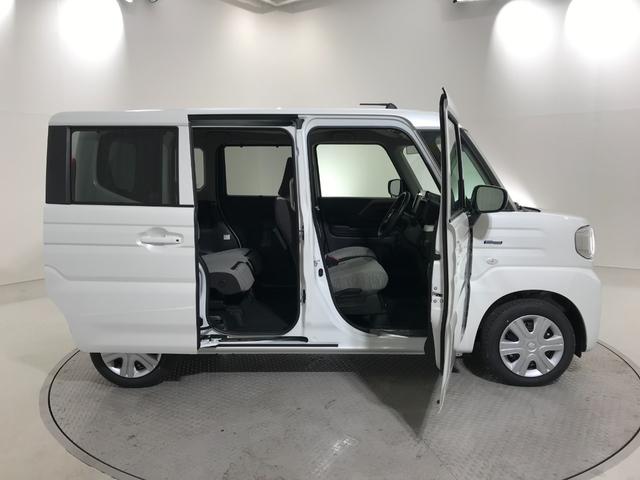 スペーシア ハイブリッドＸ　軽自動車　届出済未使用車　衝突被害軽減ブレーキ　アイドリングストップ　両側電動スライドドア　シートヒーター　オットマン　フルフラットシート　パワーステアリング　パワーウィンドウ　スマートキー（8枚目）