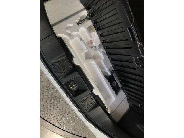 スペーシア ハイブリッドＸ　軽自動車　届出済未使用車　衝突被害軽減ブレーキ　アイドリングストップ　両側電動スライドドア　シートヒーター　オットマン　フルフラットシート　パワーステアリング　パワーウィンドウ　スマートキー（77枚目）