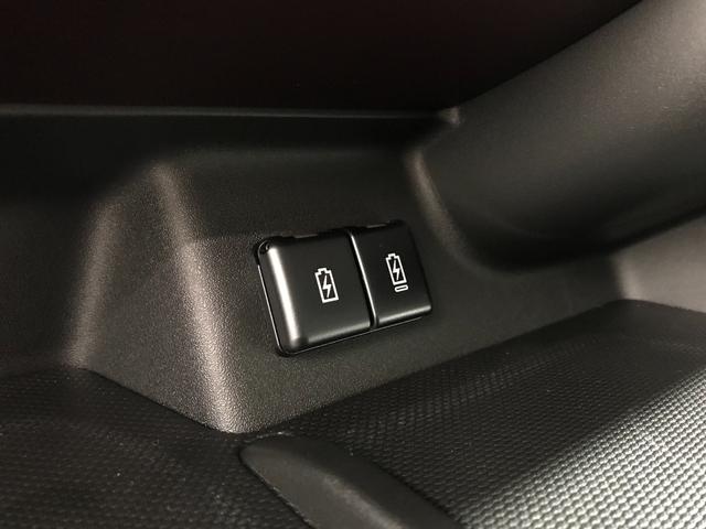 スペーシアカスタム ハイブリッドＸＳ　軽自動車　届出済未使用車　衝突被害軽減ブレーキ　アダプティブクルーズコントロール　アルミホイール　両側電動スライドドア　シートヒーター　オットマン　フルフラットシート　スマートキー　パワーウィンドウ（58枚目）