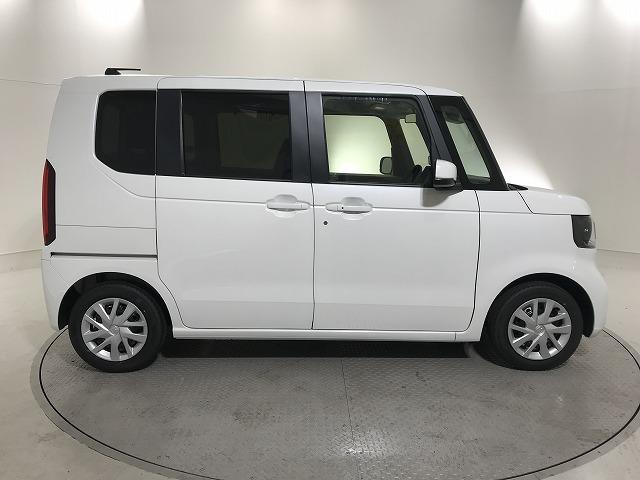 Ｎ－ＢＯＸ ベースグレード　軽自動車　届出済未使用車　衝突被害軽減ブレーキ　ＡＢＳ　エアコン　エアバッグ　パワステ　パワーウィンドウ　アイドリングストップ　スマートキー（7枚目）