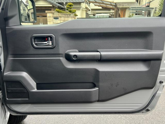 ジムニー 車検R8年6月/衝突被害軽減/アイドリング/レーンキープアシスト/オートライト/シートヒーター/ダウンヒルアシスト/電動格納ミラー/純正16inアルミホイール/フォグランプ(42枚目)