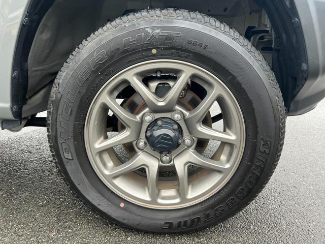 ジムニー 車検R8年6月/衝突被害軽減/アイドリング/レーンキープアシスト/オートライト/シートヒーター/ダウンヒルアシスト/電動格納ミラー/純正16inアルミホイール/フォグランプ(46枚目)