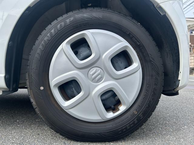 アルト Ｆ　車検Ｒ９年１１月／キーレス／横滑り防止装置／タイヤパンク修理キット／前席電動パワーウィンドウ／ＣＤ再生／ＭＴモード付き／取り扱い説明書／点検記録簿／（49枚目）