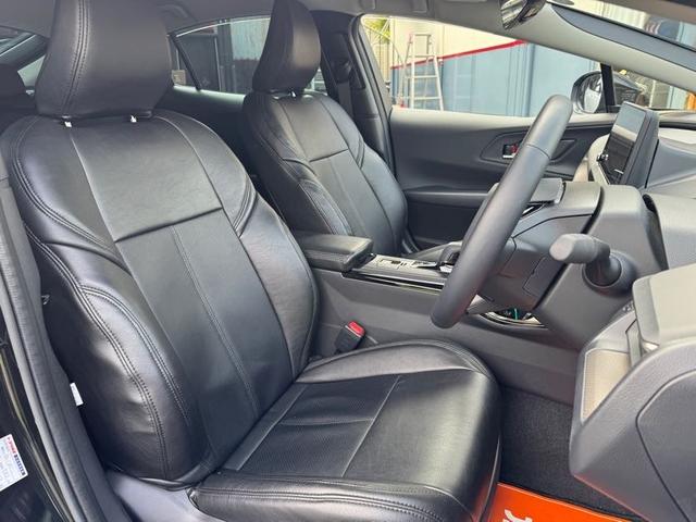 プリウス Z 12.3型ナビ/全方位モニター/Dインナーミラー/パーキングブレーキサポート/ワイヤレス充電/メモリー付きパワーシート/シートベンチレーション/パワーバックドア/取説(5枚目)