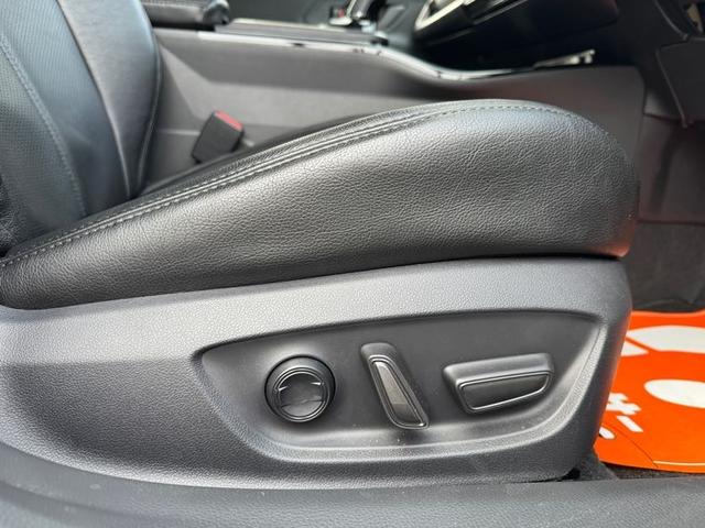 プリウス Z 12.3型ナビ/全方位モニター/Dインナーミラー/パーキングブレーキサポート/ワイヤレス充電/メモリー付きパワーシート/シートベンチレーション/パワーバックドア/取説(19枚目)