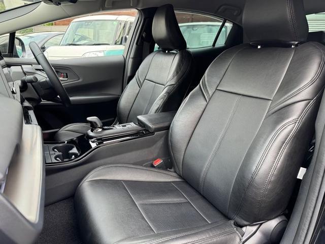 プリウス Z 12.3型ナビ/全方位モニター/Dインナーミラー/パーキングブレーキサポート/ワイヤレス充電/メモリー付きパワーシート/シートベンチレーション/パワーバックドア/取説(21枚目)