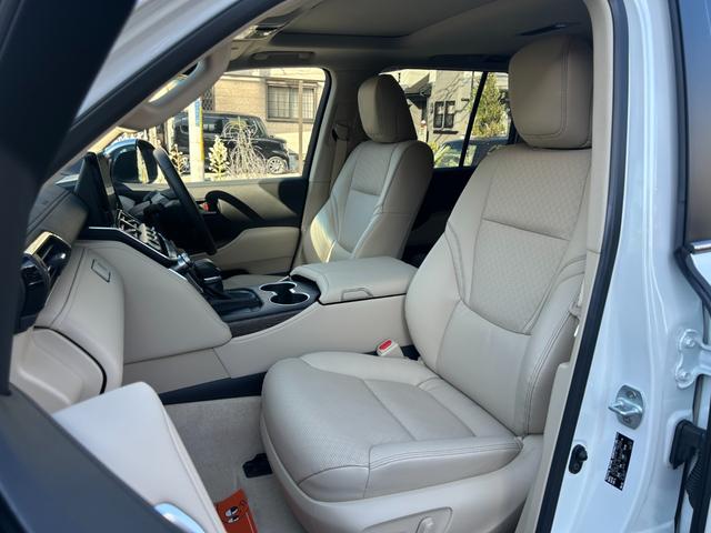 ランドクルーザー ZX モデリスタエアロ/オプションナビ/JBL/クールBOX/サンルーフ/ルーフレール/アラウンドビュー/ベージュレザー/クルコン/コーナーセンサー/クリアランスソナー/USB-C(21枚目)