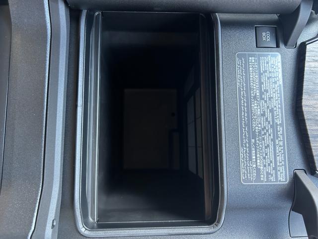 ランドクルーザー ZX モデリスタエアロ/オプションナビ/JBL/クールBOX/サンルーフ/ルーフレール/アラウンドビュー/ベージュレザー/クルコン/コーナーセンサー/クリアランスソナー/USB-C(48枚目)