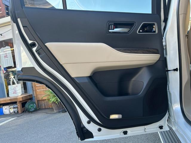 ランドクルーザー ZX モデリスタエアロ/オプションナビ/JBL/クールBOX/サンルーフ/ルーフレール/アラウンドビュー/ベージュレザー/クルコン/コーナーセンサー/クリアランスソナー/USB-C(64枚目)