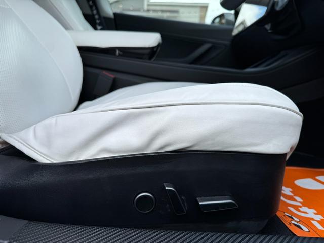 モデル３ 　車検Ｒ９年１１月／パワーフランク／スポイラー／オートパイロット／パノラマガラスルーフ／ホワイトシートカバー／カードキー／センターディスプレイ／コーナーセンサー／カードキー（19枚目）