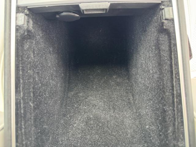 モデル３ 　車検Ｒ９年１１月／パワーフランク／スポイラー／オートパイロット／パノラマガラスルーフ／ホワイトシートカバー／カードキー／センターディスプレイ／コーナーセンサー／カードキー（57枚目）