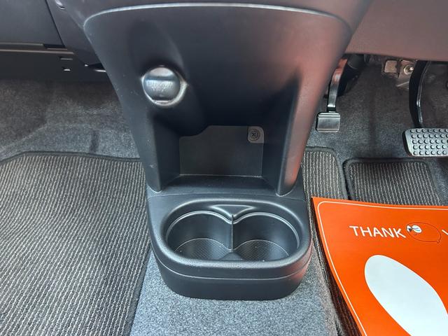 ミラココア 　車検Ｒ９年１２月／ナビ／地デジＴＶ／バックカメラ／Ｂｌｕｅｔｏｏｔｈ／スマートキー／アイドリング／電動格納ミラー／フォグランプ／ルーフレール／リアプライバシー／全席ＰＷ／取説（41枚目）