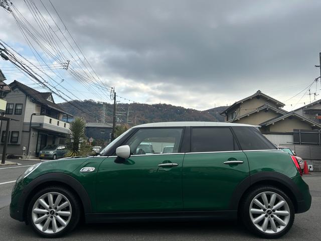 MINI クーパーSD 検R9年12月/ナビ/バックカメラ/Bluetooth/Apple CarPlay/コーナーセンサー/クルーズコントロール/ヘッドアップディスプレイ/アドリング/横滑り防止/USB/オートライト(11枚目)