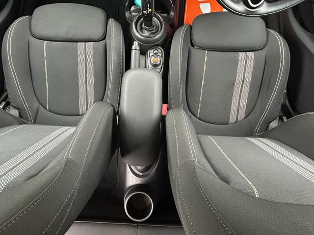 MINI クーパーSD 検R9年12月/ナビ/バックカメラ/Bluetooth/Apple CarPlay/コーナーセンサー/クルーズコントロール/ヘッドアップディスプレイ/アドリング/横滑り防止/USB/オートライト(18枚目)