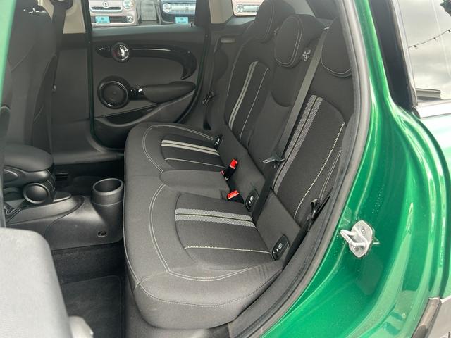 MINI クーパーSD 検R9年12月/ナビ/バックカメラ/Bluetooth/Apple CarPlay/コーナーセンサー/クルーズコントロール/ヘッドアップディスプレイ/アドリング/横滑り防止/USB/オートライト(24枚目)