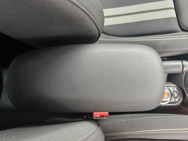 MINI クーパーSD 検R9年12月/ナビ/バックカメラ/Bluetooth/Apple CarPlay/コーナーセンサー/クルーズコントロール/ヘッドアップディスプレイ/アドリング/横滑り防止/USB/オートライト(45枚目)