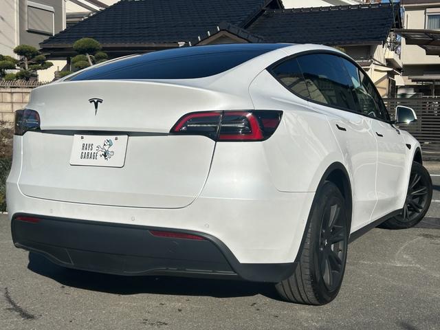 モデルＹ 　プレミアムホワイトインテリア／オートパイロット／パノラマガラスルーフ／パワーフランク／パワーシート／全席シートヒーター／アラウンドビュー／ステアリングヒーター（14枚目）