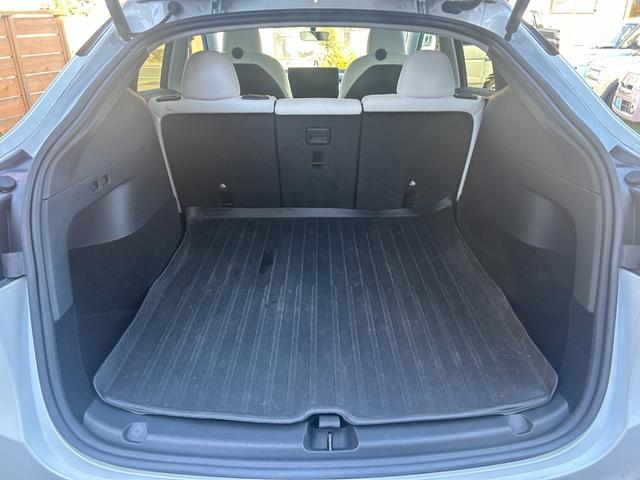 モデルＹ 　プレミアムホワイトインテリア／オートパイロット／パノラマガラスルーフ／パワーフランク／パワーシート／全席シートヒーター／アラウンドビュー／ステアリングヒーター（25枚目）